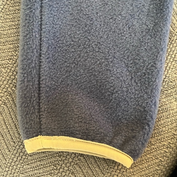 EUC Columbia pullover - Picture 5 of 6